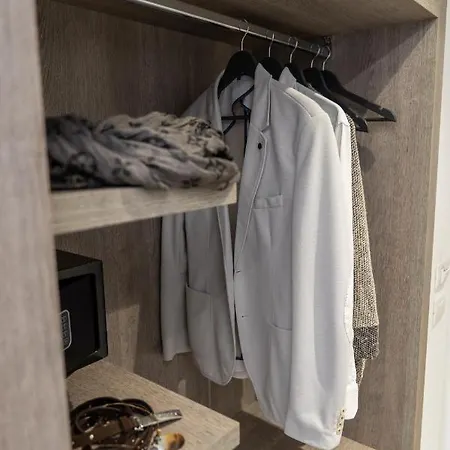多尔斯诺特旅馆 2*